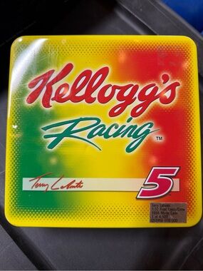 Set of 2, Kelloggs racing diecast